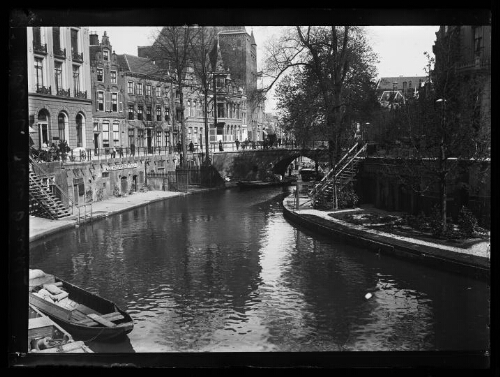 Le canal d'Oudegracht (légendé Bracht) qui traverse le centre-ville d'Utrecht